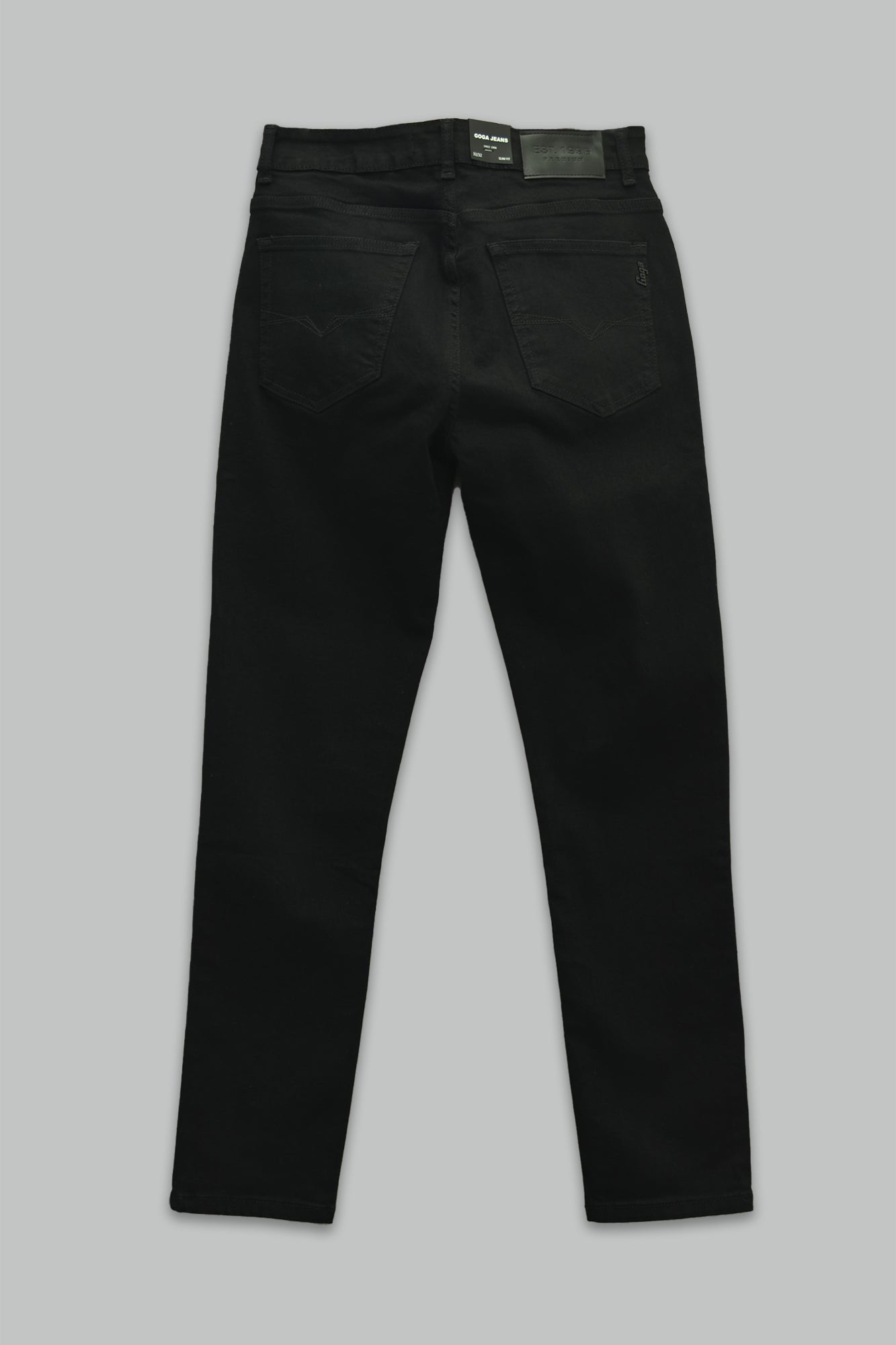 Pantalón Negro slim fit para hombre.