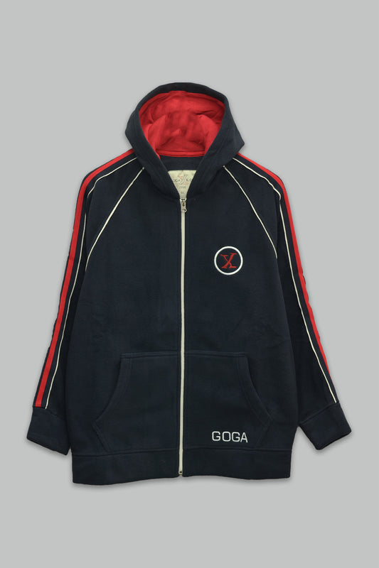 Sudadera polar para hombre, bordada con manga larga, bolsas frontales y cierre.