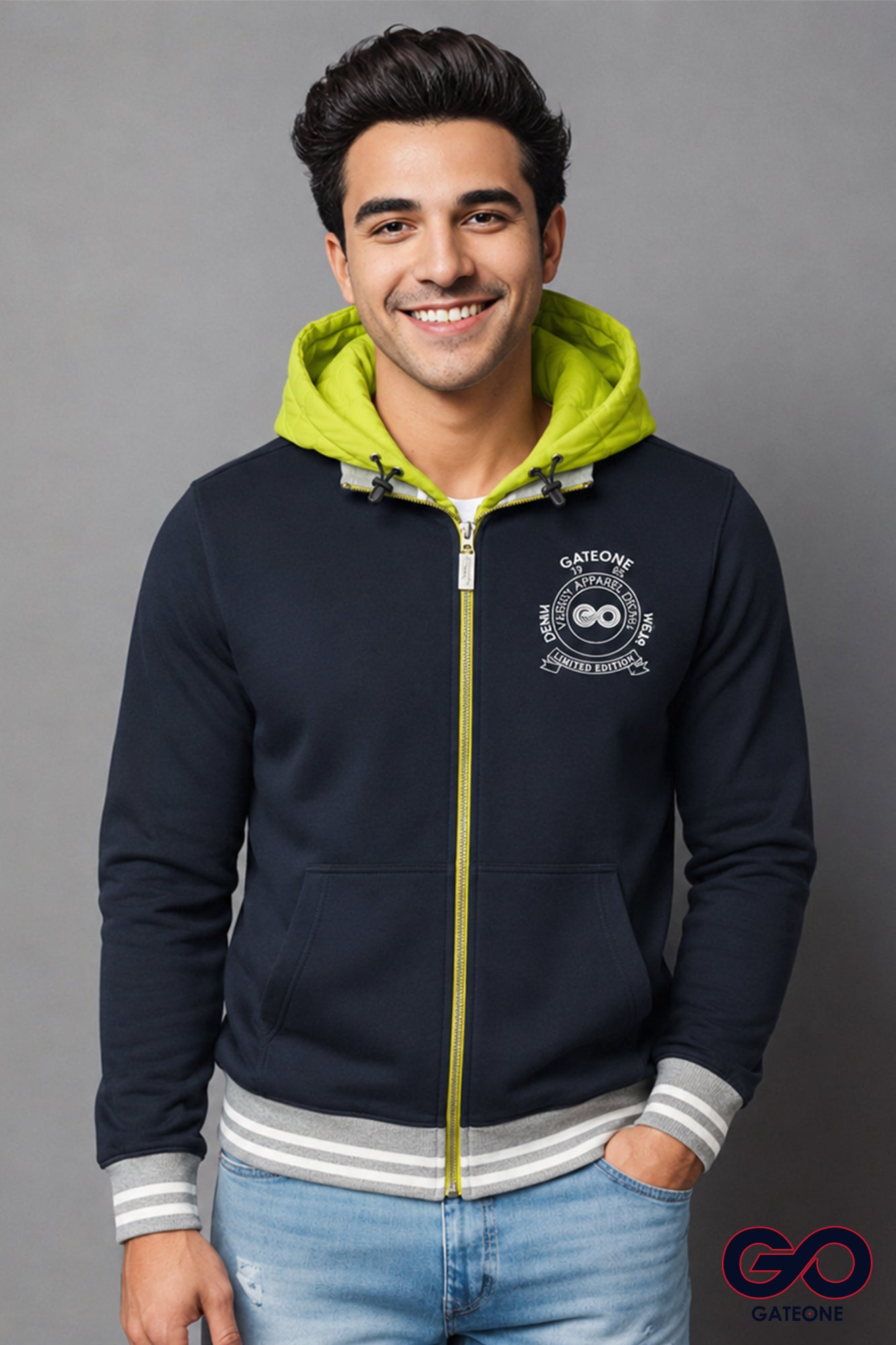 Sudadera para hombre, bolsas frontales y cierre.