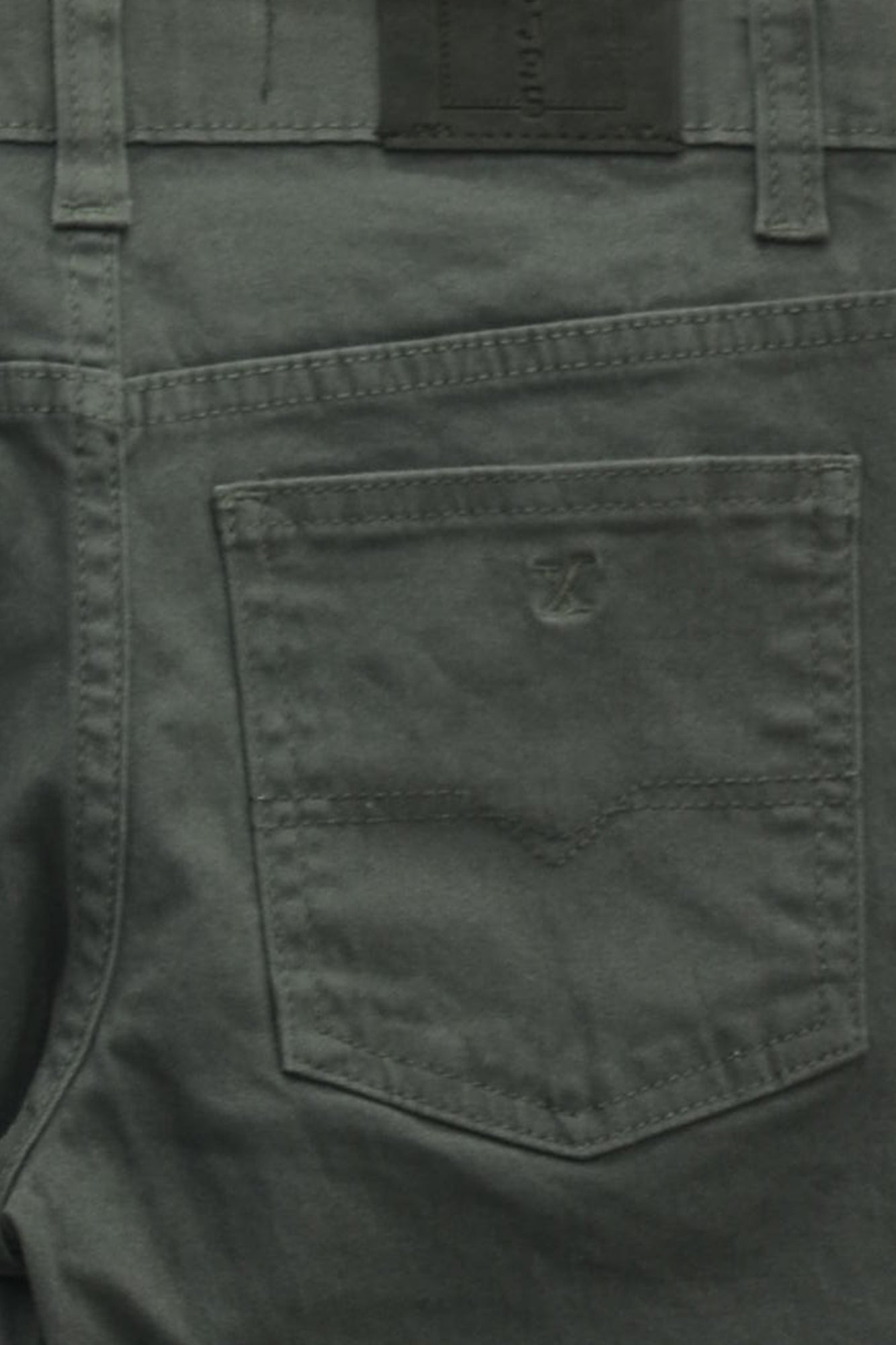 Pantalón Gabardina slim fit Stretch para niño