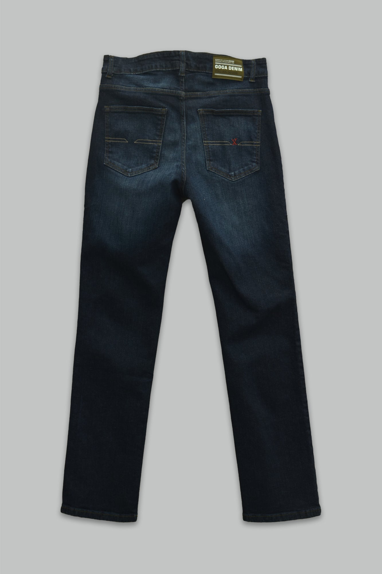 Pantalón de mezclilla Regular Fit con escudos para hombre