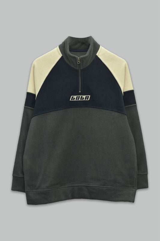 Sudadera polar bordada de cuello alto, con manga larga, bolsas frontales y cierre