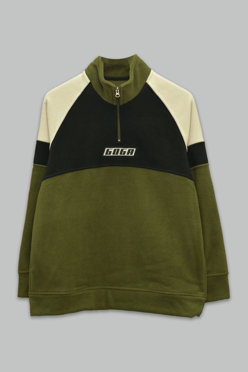 Sudadera polar bordada de cuello alto, con manga larga, bolsas frontales y cierre