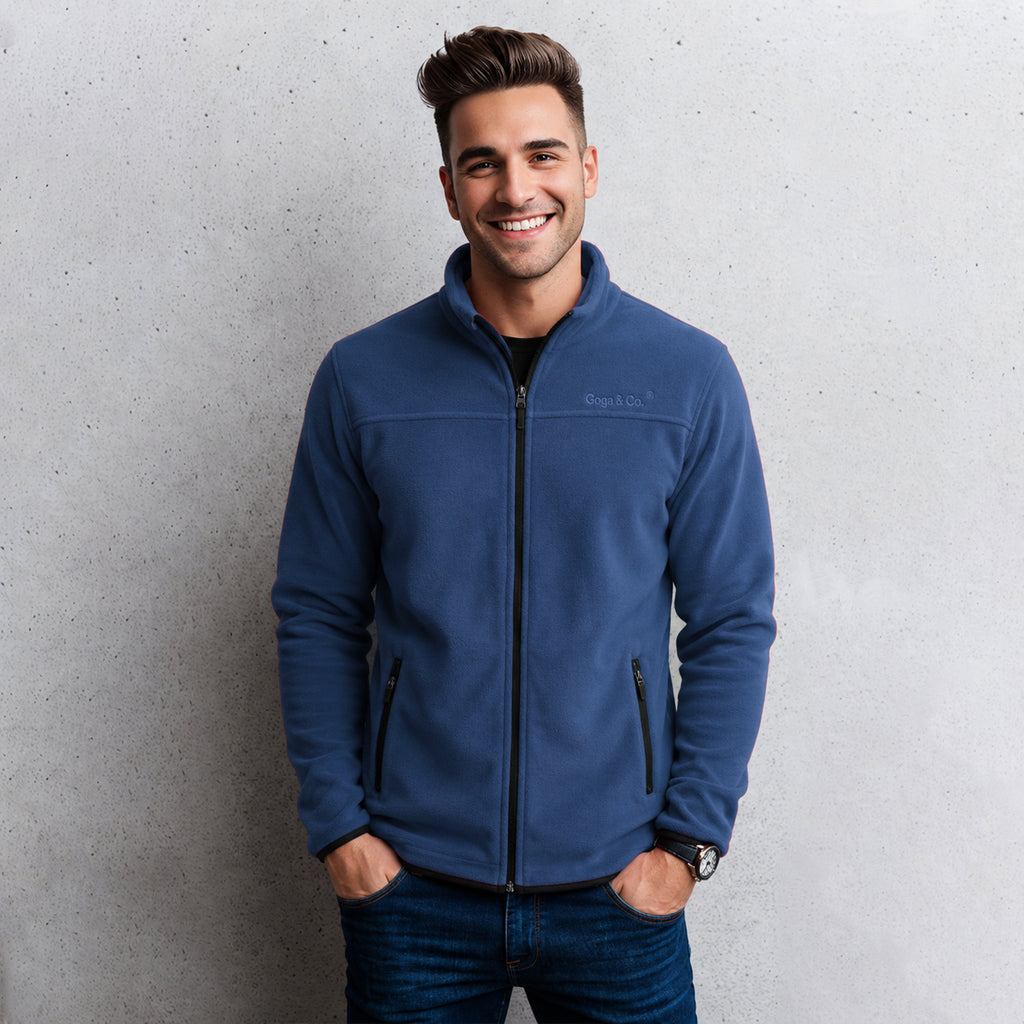 Sudadera polar bordada de cuello alto, con manga larga, bolsas frontales y cierre