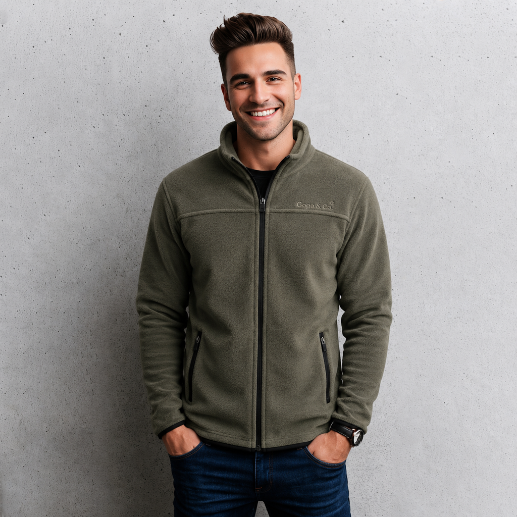 Sudadera polar bordada de cuello alto, con manga larga, bolsas frontales y cierre
