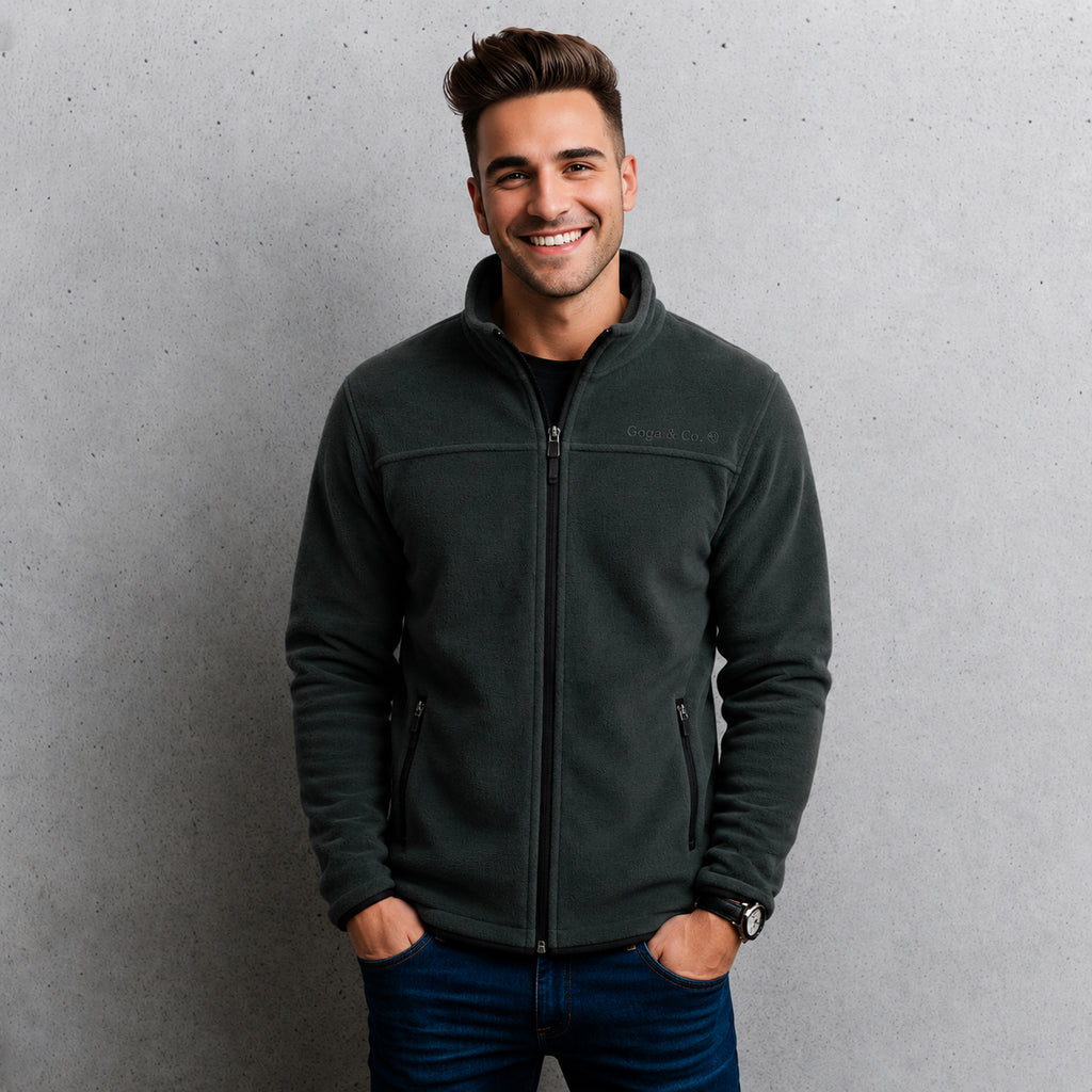 Sudadera polar bordada de cuello alto, con manga larga, bolsas frontales y cierre