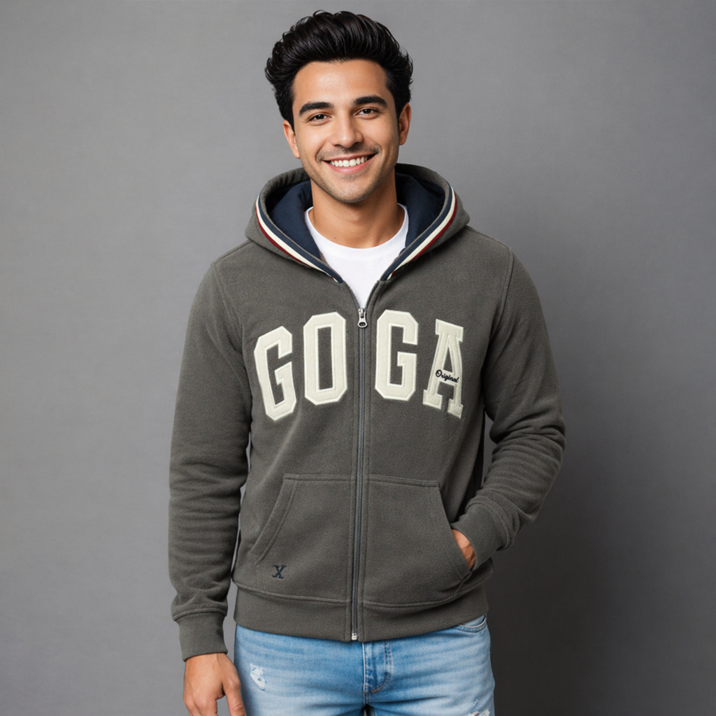 Sudadera polar para hombre, bordada con manga larga, bolsas frontales y cierre.