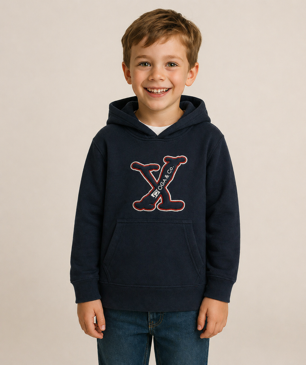 Sudadera polar bordada con manga larga, capucha ajustable, bolsa frontal.