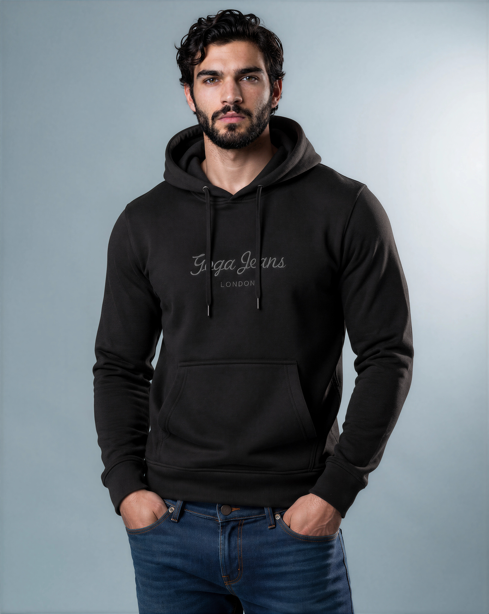 Sudadera felpa para hombre, Bordada con manga larga. capucha ajustable y bolsas frontales.