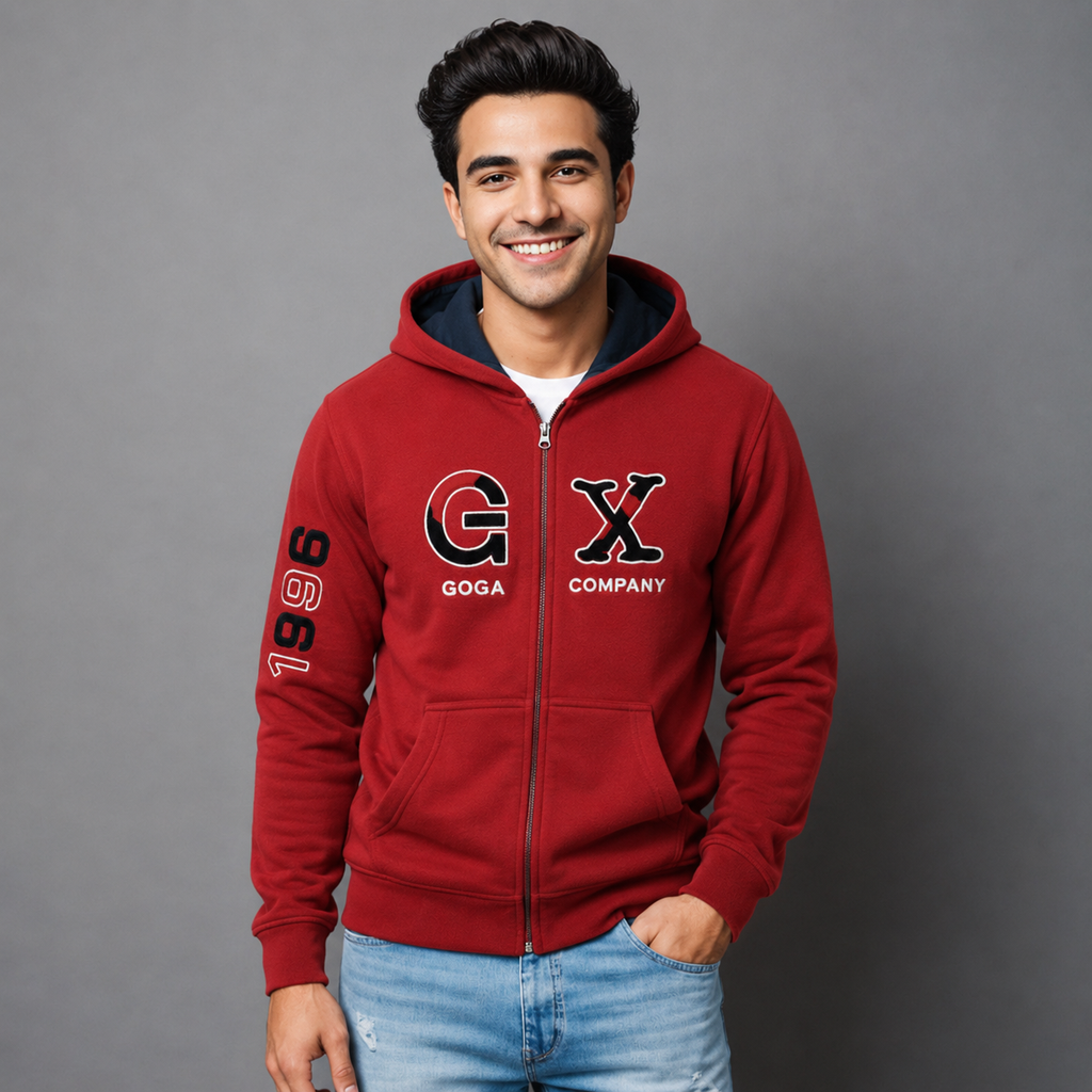 Sudadera polar para hombre, bordada con manga larga, bolsas frontales y cierre.
