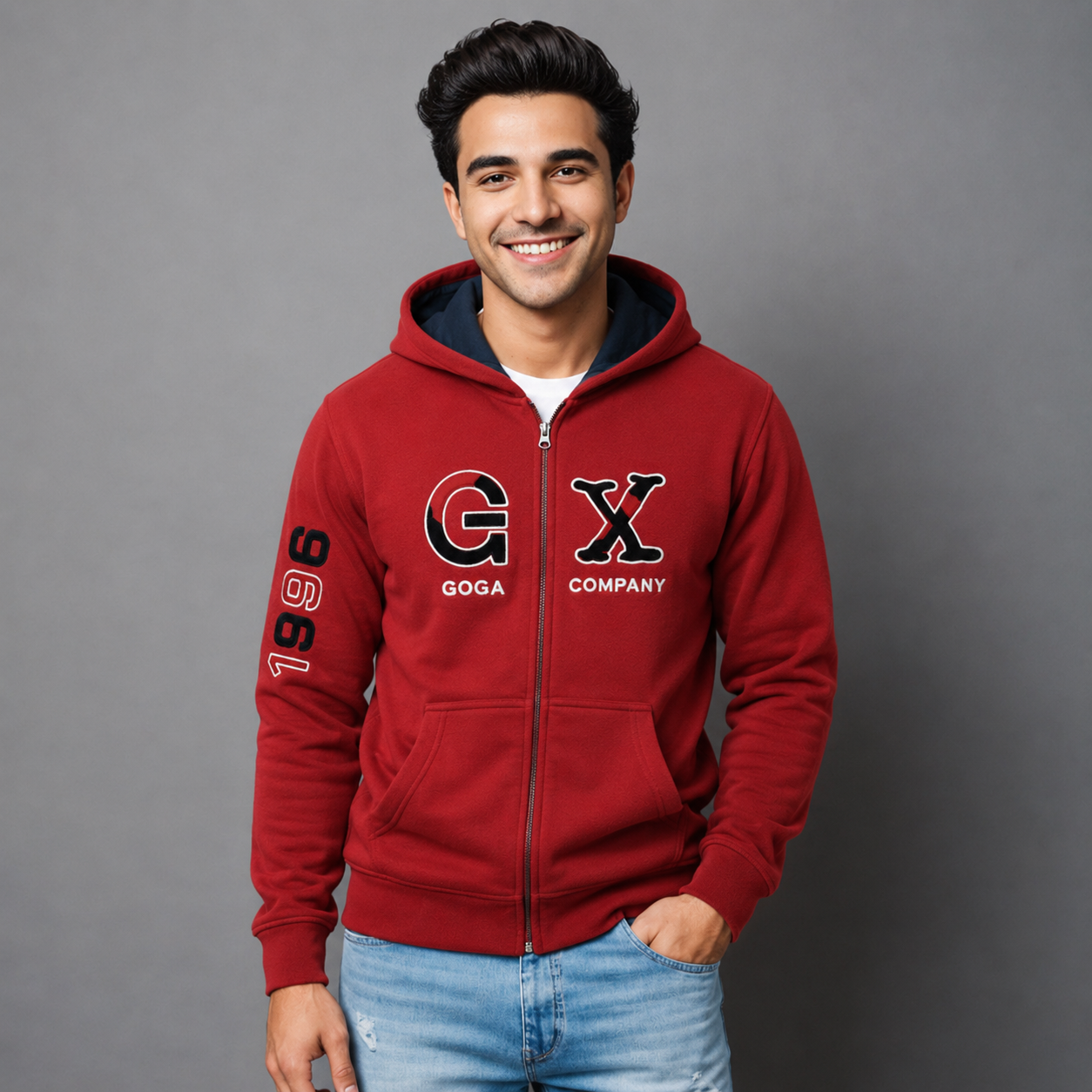 Sudadera polar para hombre, bordada con manga larga, bolsas frontales y cierre.