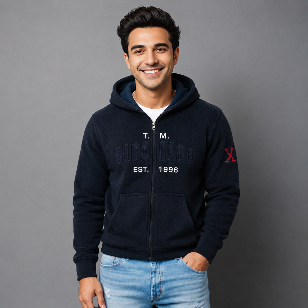 Sudadera polar para hombre, bordada con manga larga, bolsas frontales y cierre.