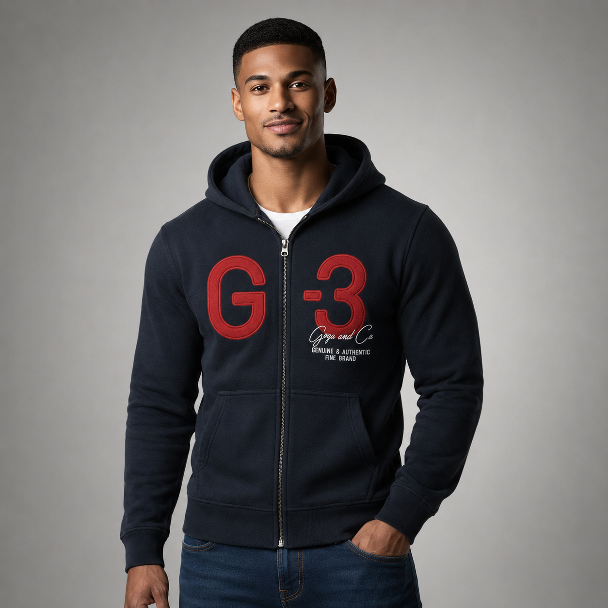 Sudadera polar para hombre, bordada con manga larga, bolsas frontales y cierre.