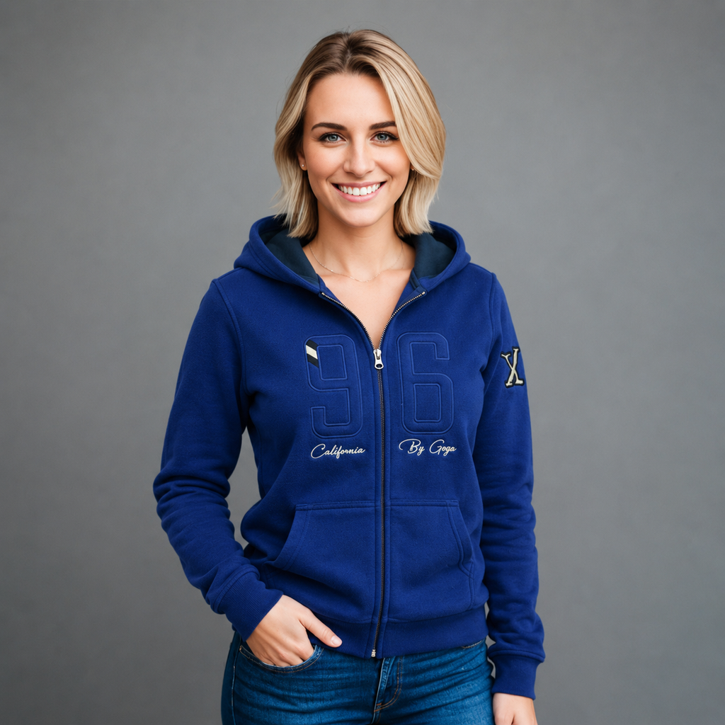 Sudadera polar para Mujer bordada, con manga larga y Cuello Alto. bolsas frontales y cierre.