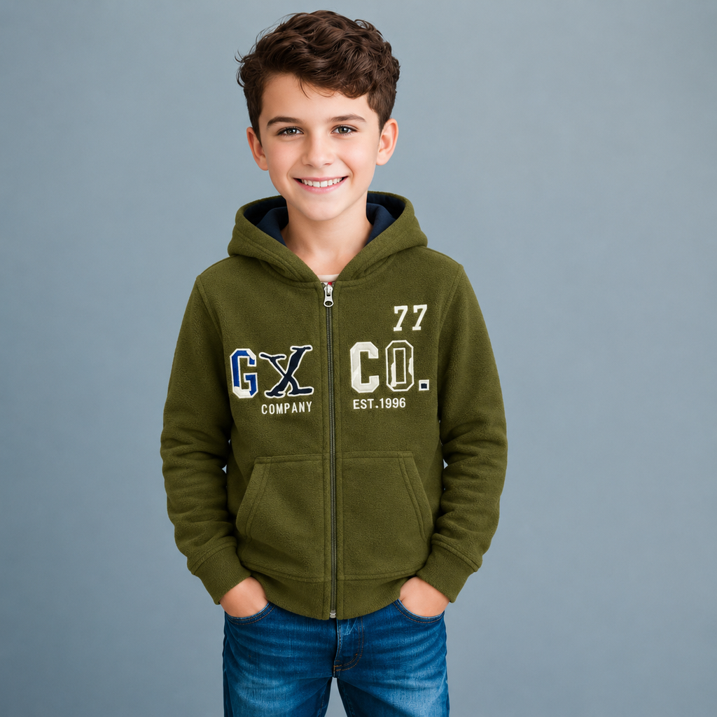 Sudadera Polar Bordada GXCO 77 con Capucha y Cierre