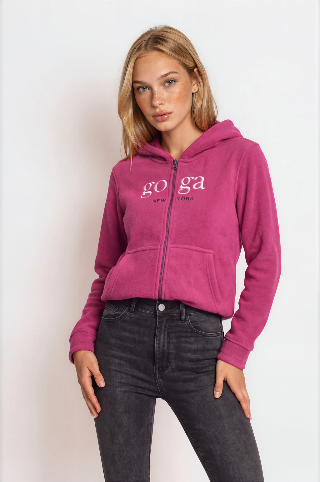 Sudadera polar para Mujer bordada, con manga larga, bolsas frontales y cierre.