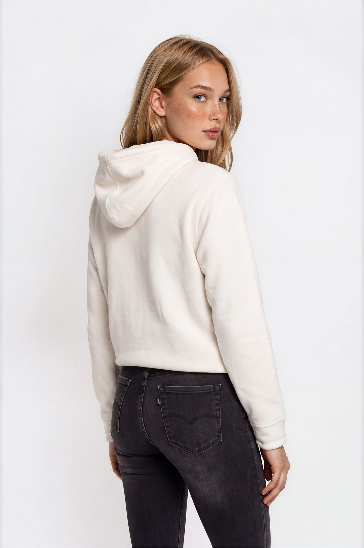 Sudadera polar para Mujer bordada, con manga larga, bolsas frontales y cierre.