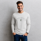 Playera Básica para hombre Cuello Redondo, Manga Larga con Estampado y bordado.