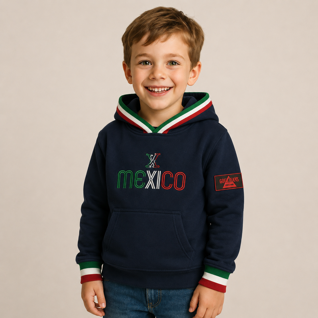 Sudadera felpa Niño bordada con manga larga, capucha ajustable, bolsas frontales.