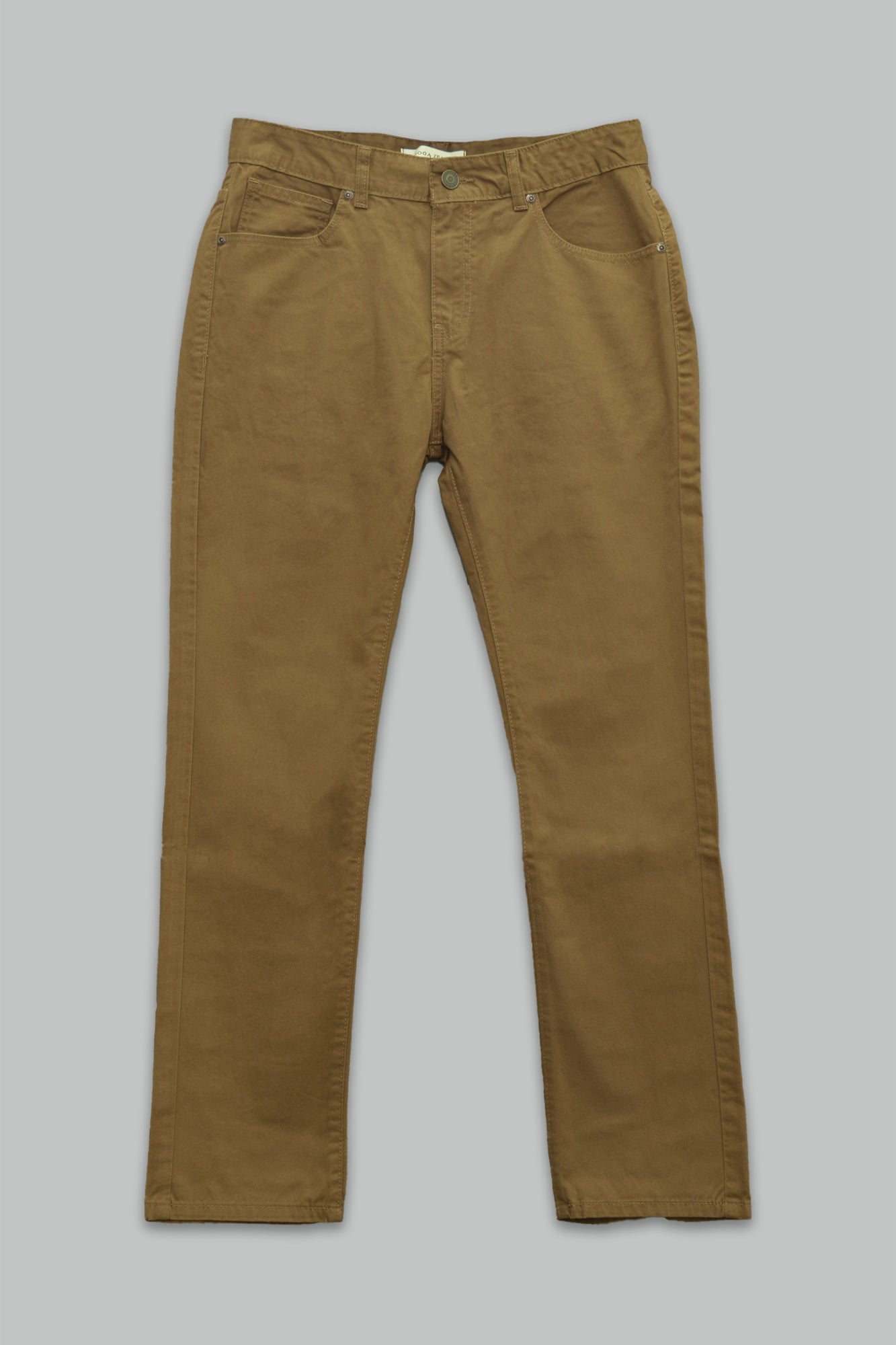 Pantalón Gabardina corte recto para hombre.