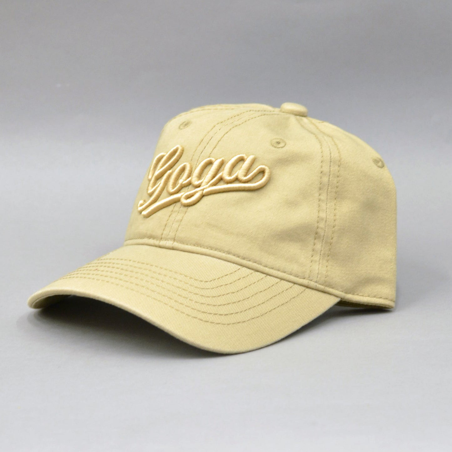 Gorra bordada para mujer