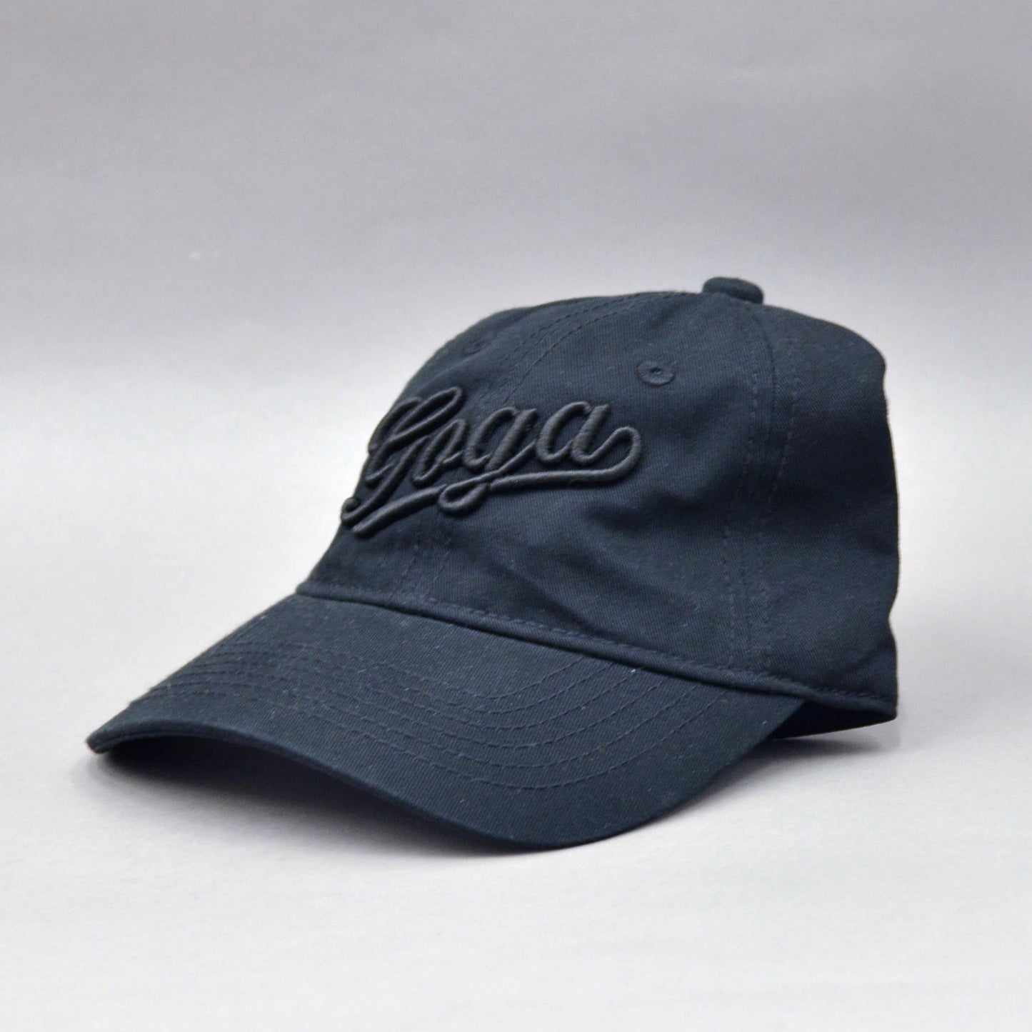 Gorra bordada para mujer