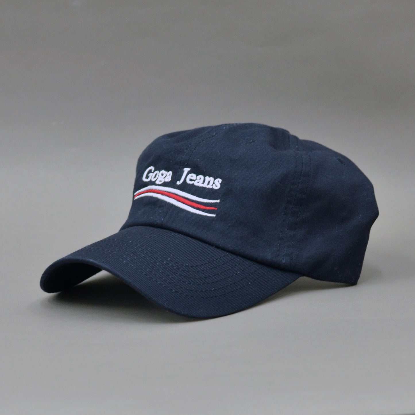 Gorra bordada para mujer