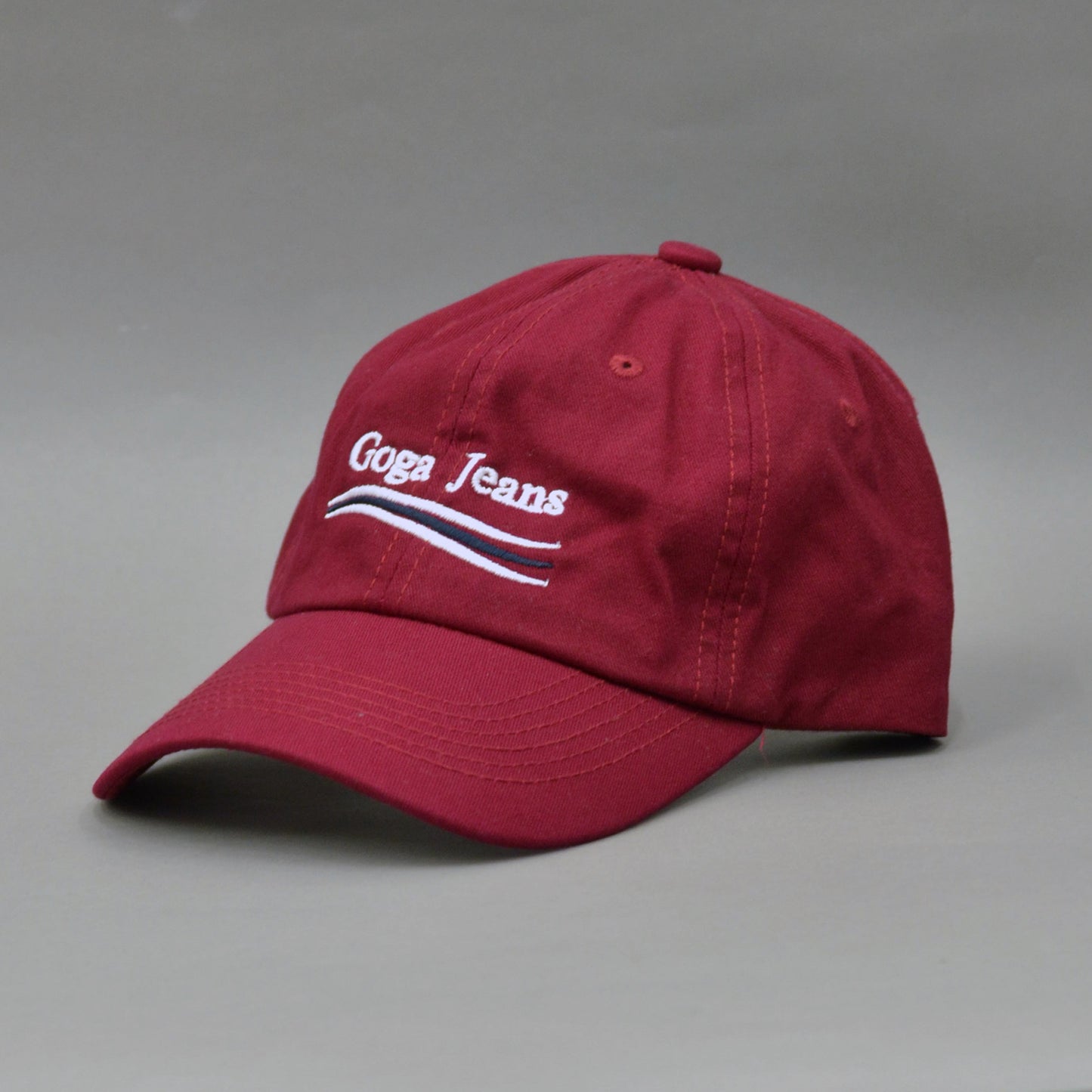 Gorra bordada para mujer