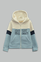 Sudadera sherpa niña bordada con manga larga, capucha ajustable, bolsas frontales y cierre