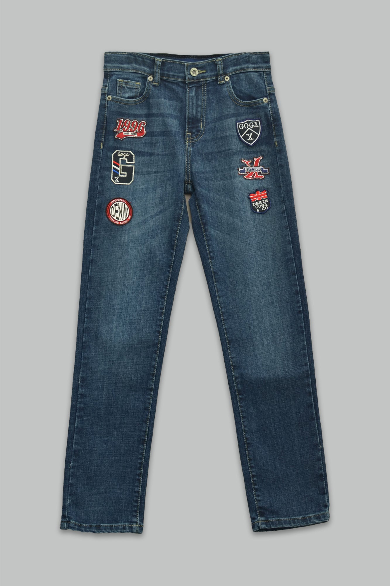 Pantalón de mezclilla Regular fit Stretch con escudos para niño