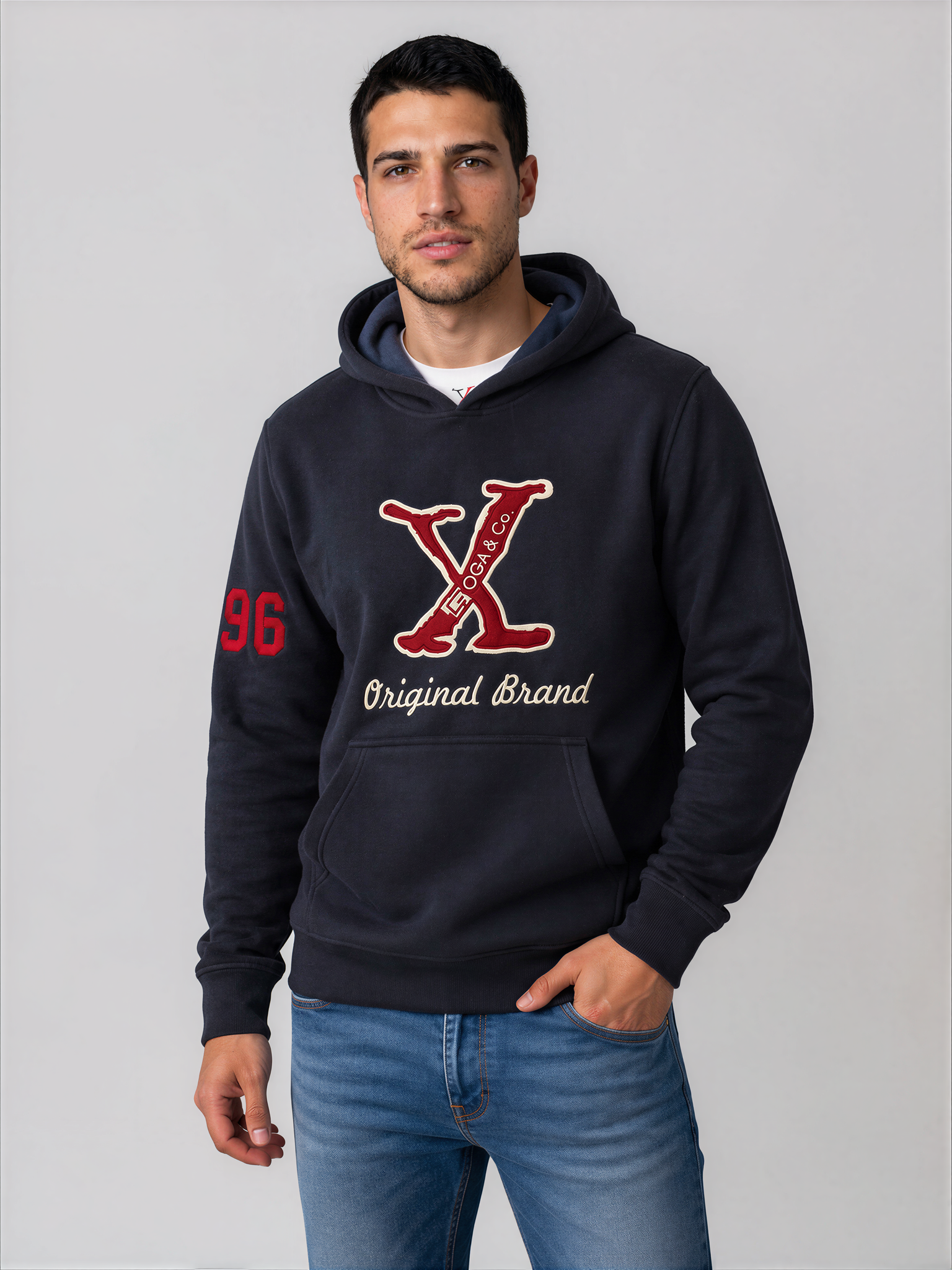 Sudadera polar para hombre, bordada con manga larga, capucha ajustable, bolsas frontales.