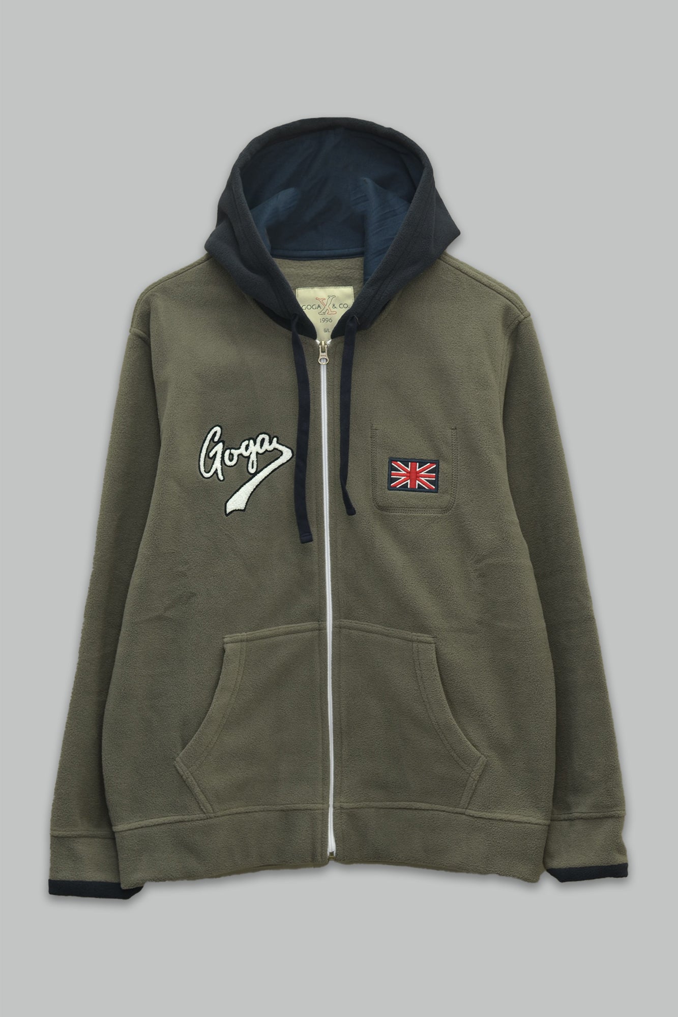 Sudadera polar para hombre, bordada con manga larga, bolsas frontales y cierre.