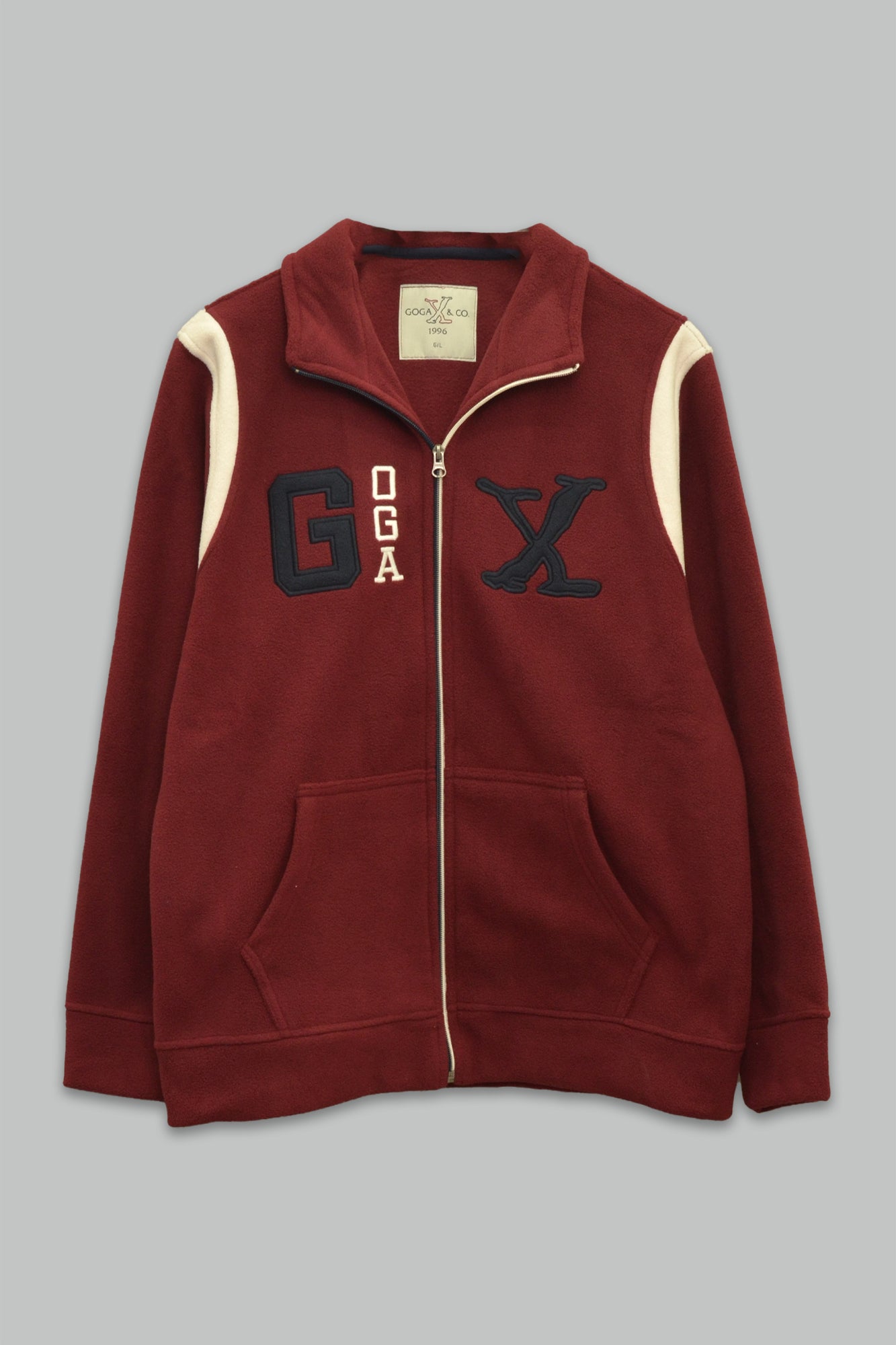 Sudadera polar bordada de cuello alto, con manga larga, bolsas