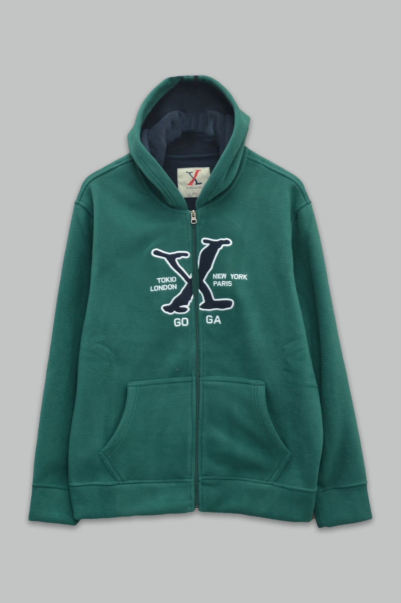 Sudadera polar para hombre, bordada con manga larga, bolsas frontales y cierre.