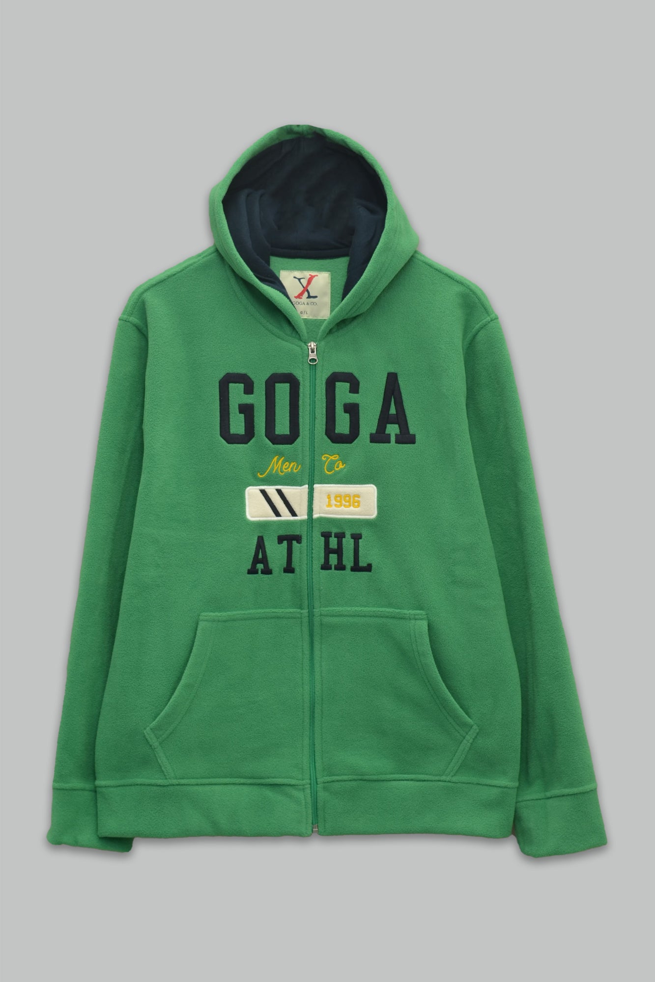 Sudadera polar para hombre, bordada con manga larga, bolsas frontales y cierre.
